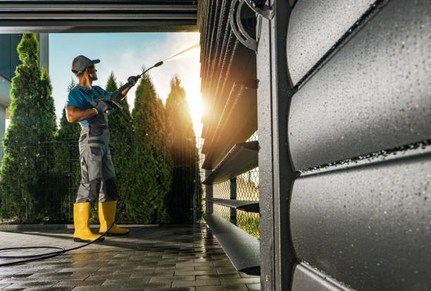 Best Sidewalk and Walkway Cleaning  in Atasdero, CA